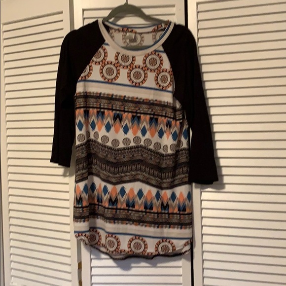 Top - Picture 1 of 1